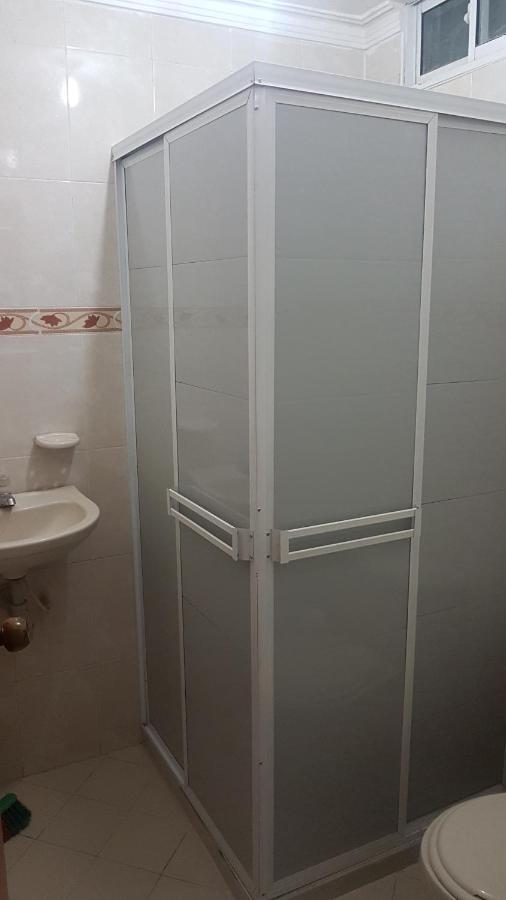 Habitación Privada Amoblada Habitación en casa particular